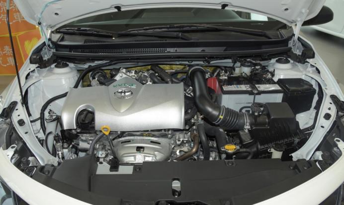 新手第一辆车家用车怎么选,想买舒适省油的轿车绕不开这三款