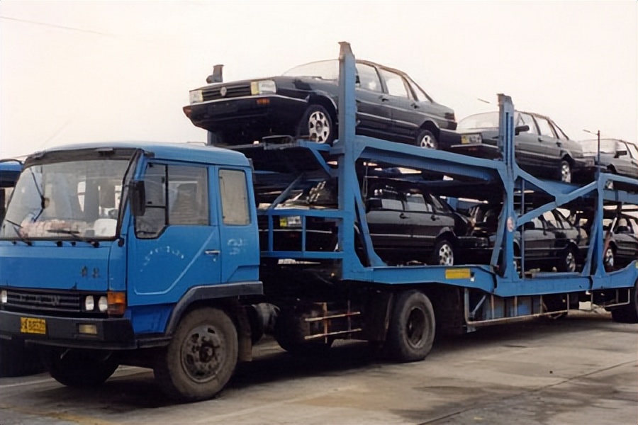 海南到武汉家用轿车托运收费标准,海南到成都轿车托运收费