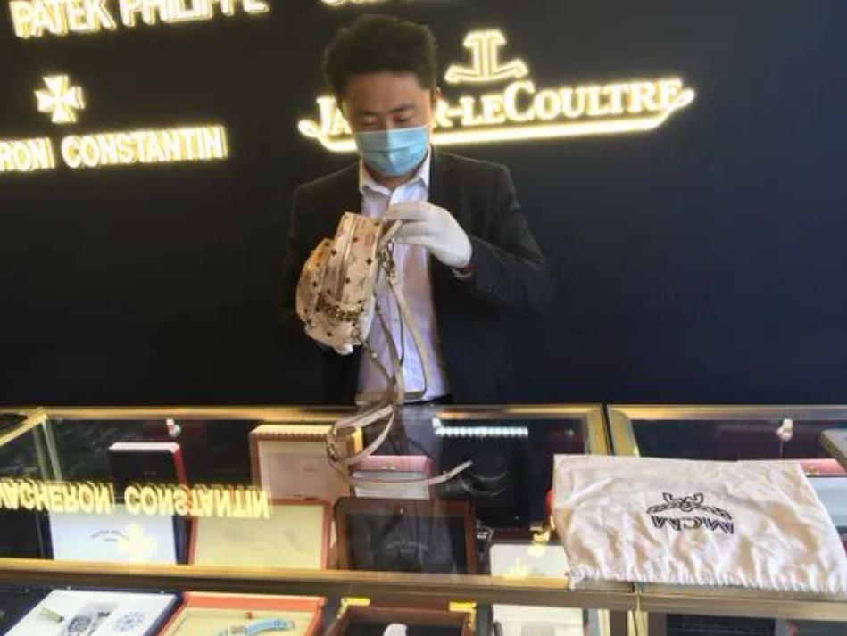 二手奢侈品包包挣钱吗,二手奢侈品包行业