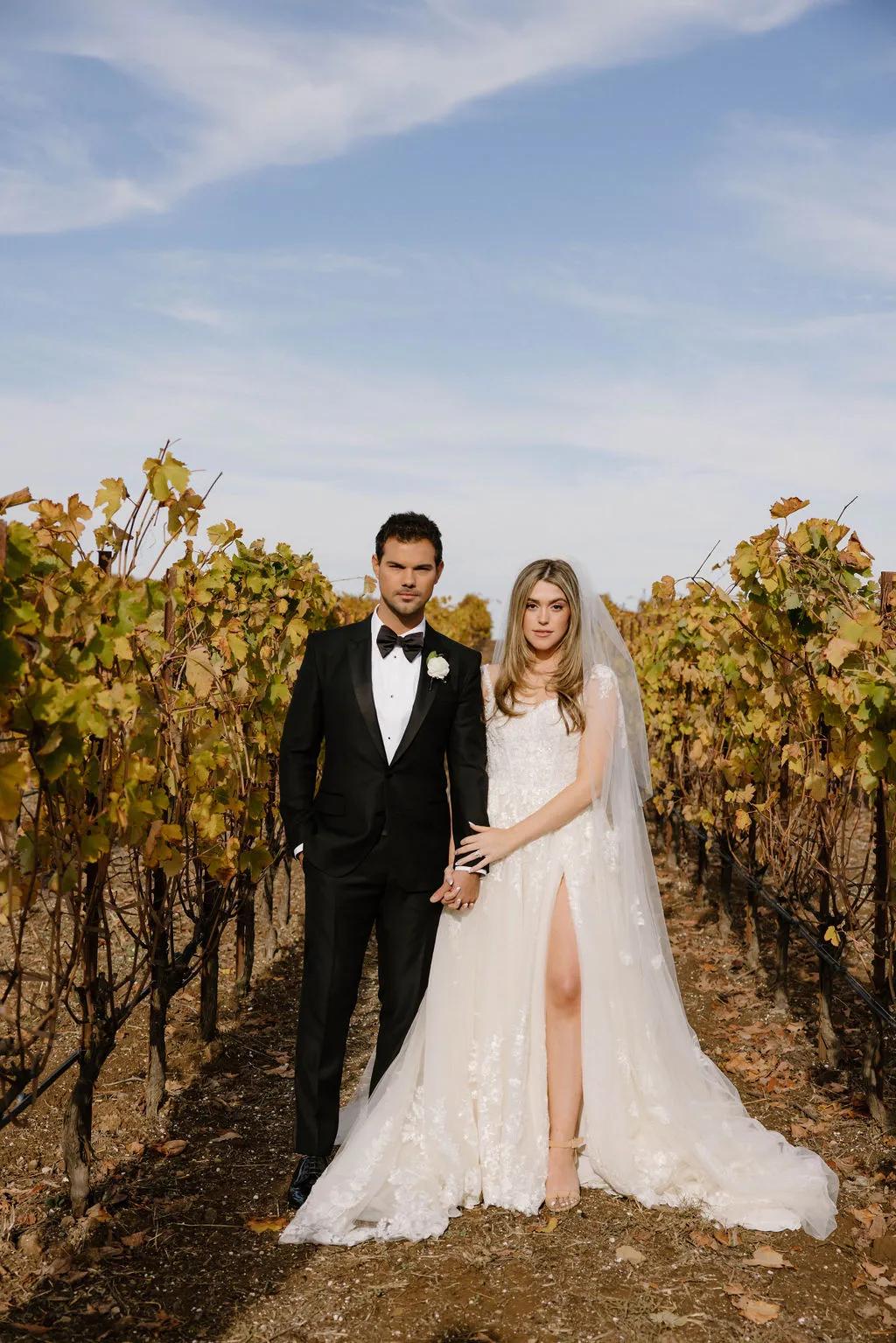 爷青回！《暮光之城》男二结婚，老婆还和自己同名同姓？