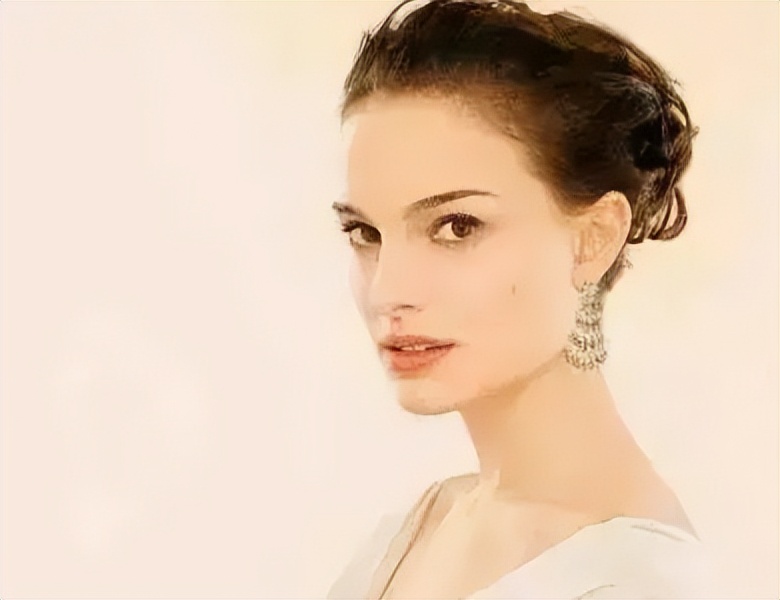 国际上公认十大美女中国居然占一席继续往下看