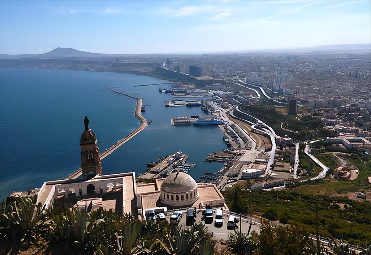 一百三十三回【非洲阿尔及利亚】阿尔及利亚民主人民共和国