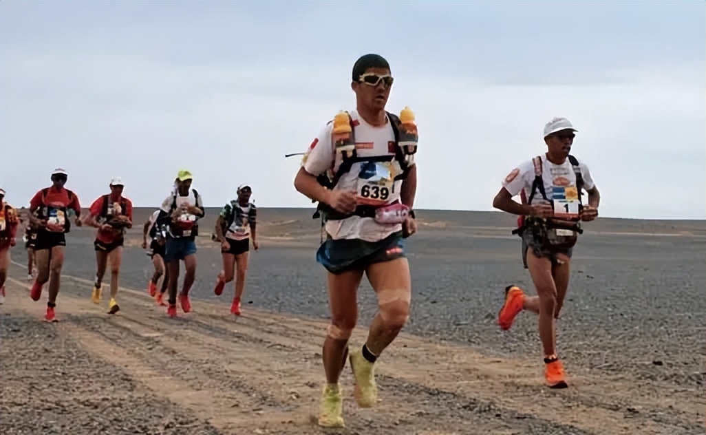 撒哈拉沙漠徒步,沙漠徒步1000公里