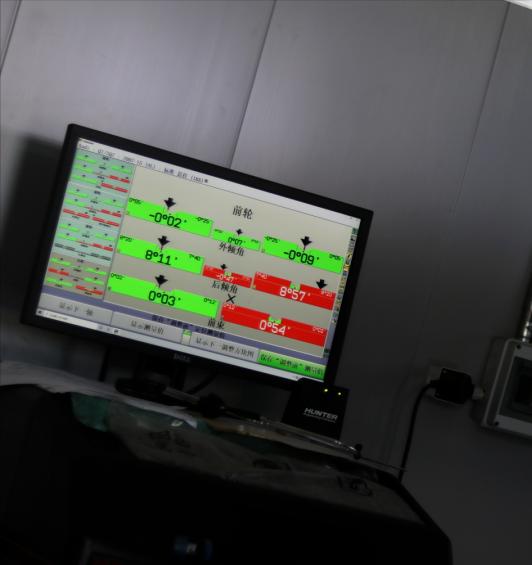 老款奥迪q74.2报废,奥迪q7新能源报废车