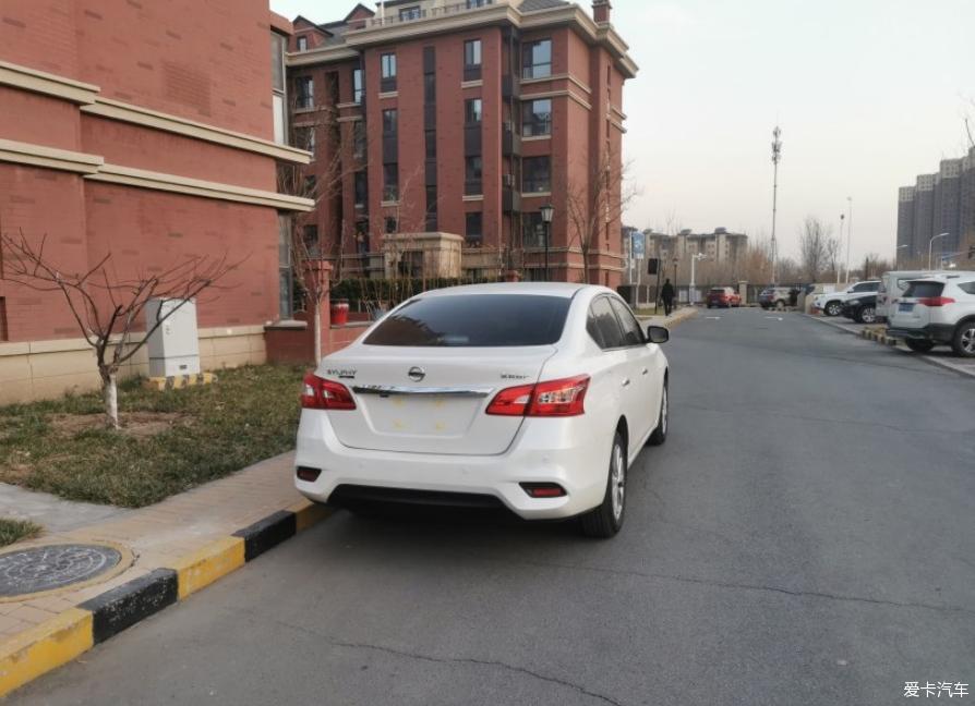 轩逸经典自动豪华2021落地多少钱,22款轩逸经典豪华天窗