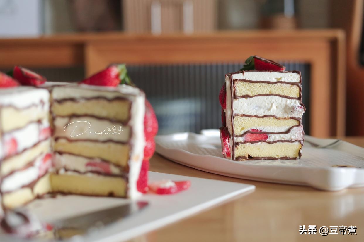 草莓季怎么吃甜品,没有草莓的季节怎么做草莓蛋糕