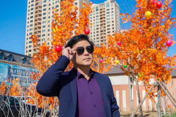 米家的偏光镜套镜怎么样,米家太阳镜跟尼龙太阳镜区别