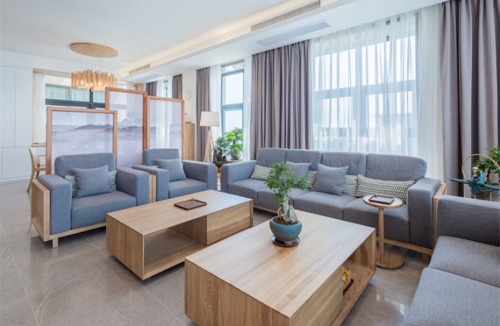 奶油风装修窗帘怎么选,轻奢风装修窗帘怎么选