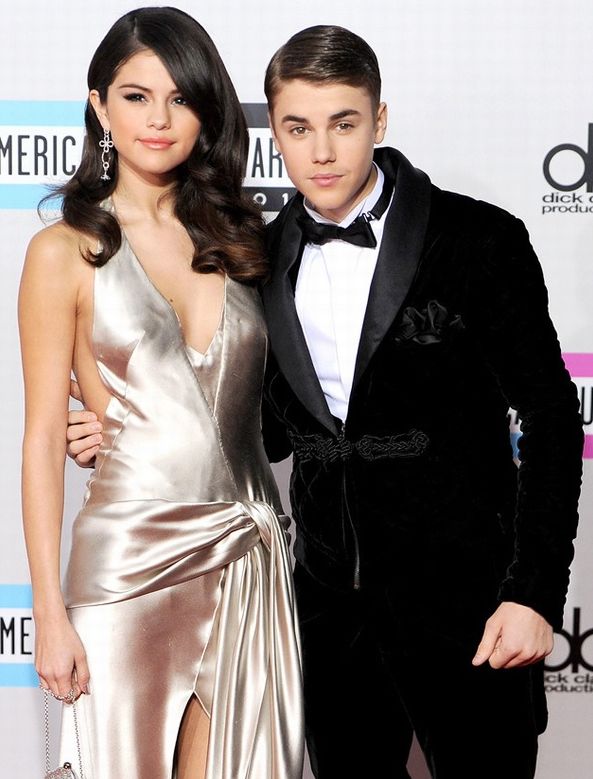 赛琳娜新男友和比伯,赛琳娜与男友恋情曝光