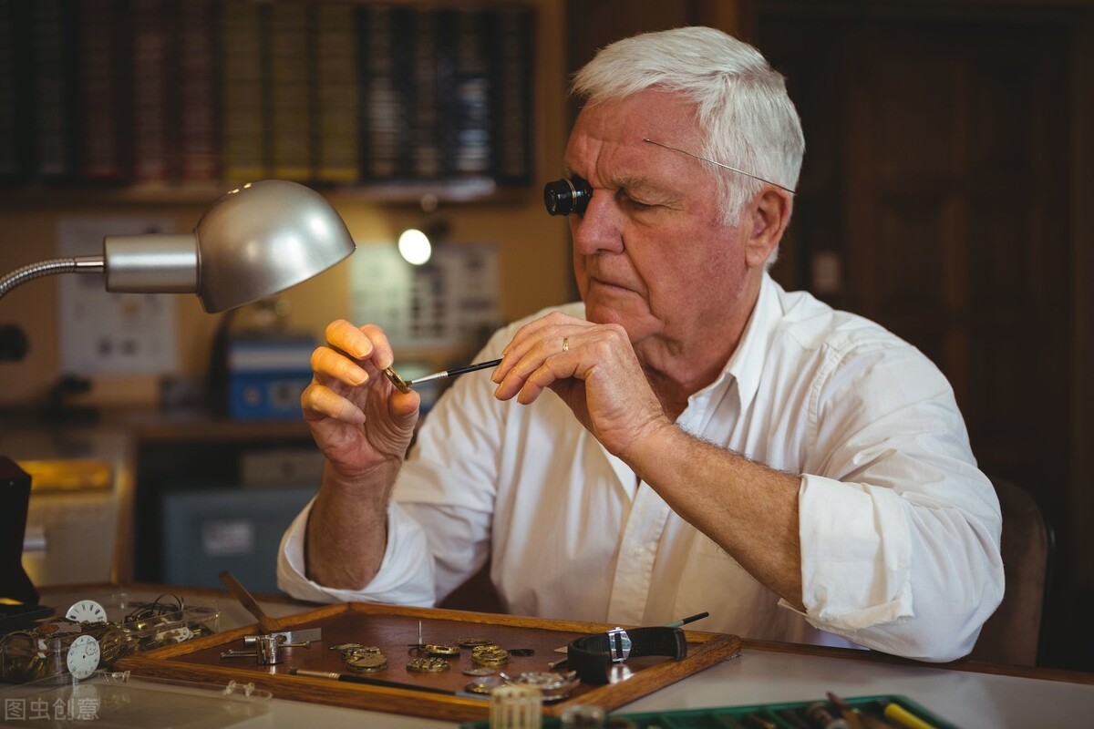 瑞士机械表坏了如何修复,瑞士名表修表经历