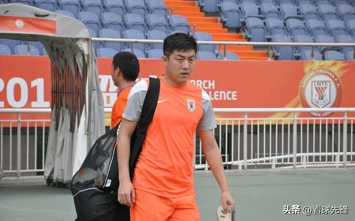 崔鹏巅峰集锦,崔鹏亚冠首秀