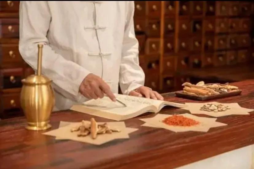 扁桃体化脓反复发烧怎么办,小孩扁桃体反复化脓怎么办