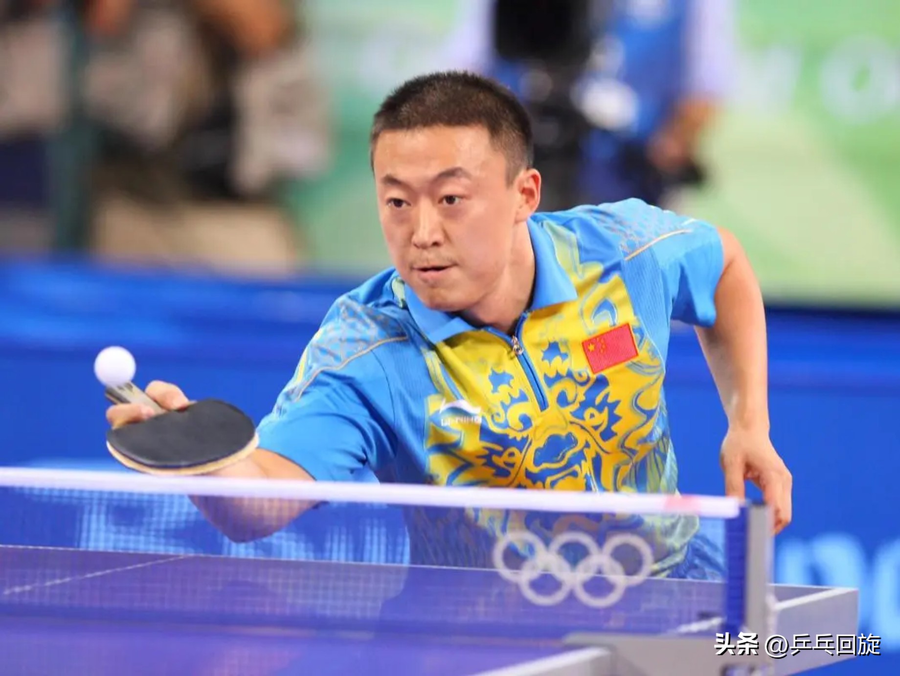 业余的直板单面拉，为何能战胜横板两面弧圈的校队主力？