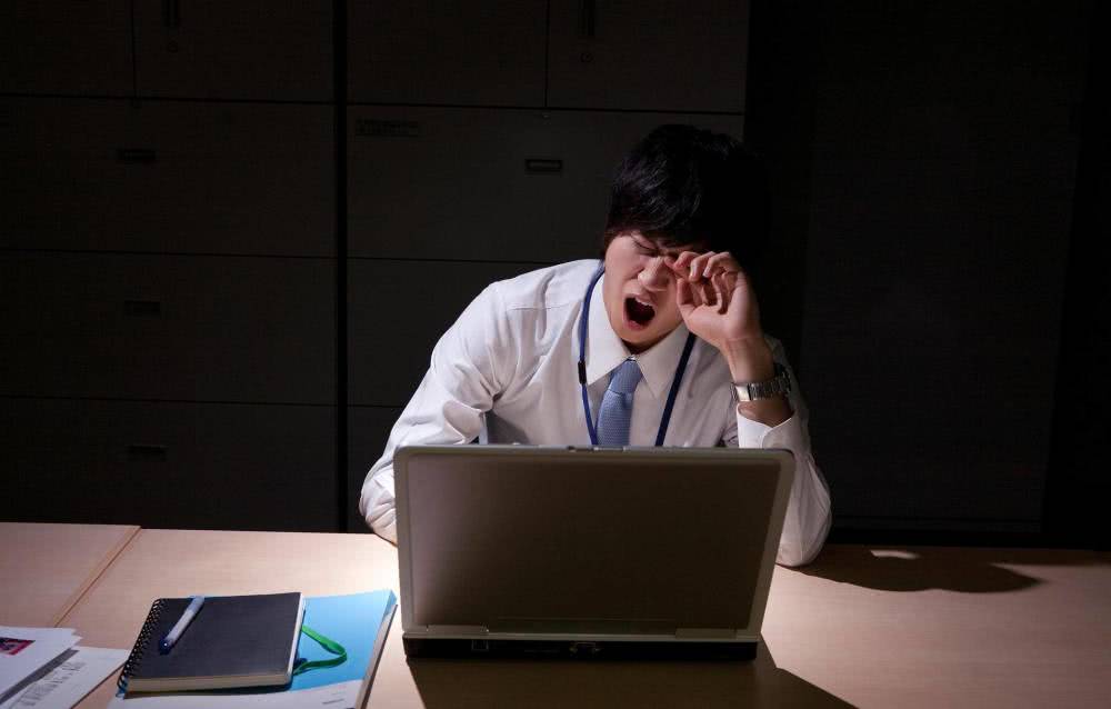 进厂上夜班的三大危害,打工千万别上夜班