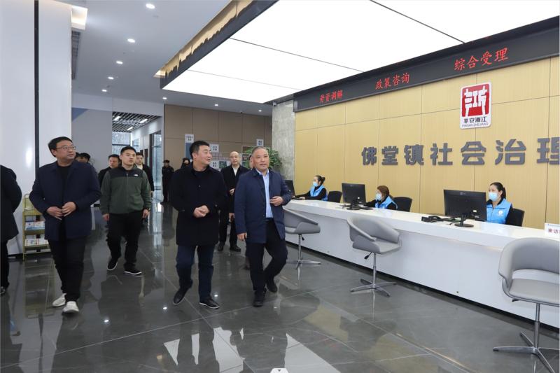 孝顺镇赴义乌佛堂镇“取经”小城市培育工作