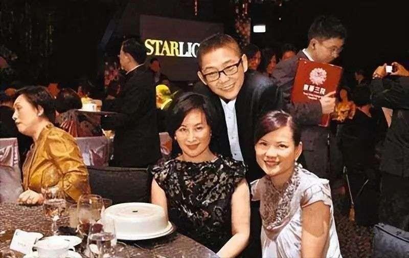 何超琼豪门婚姻,何超琼朋友圈