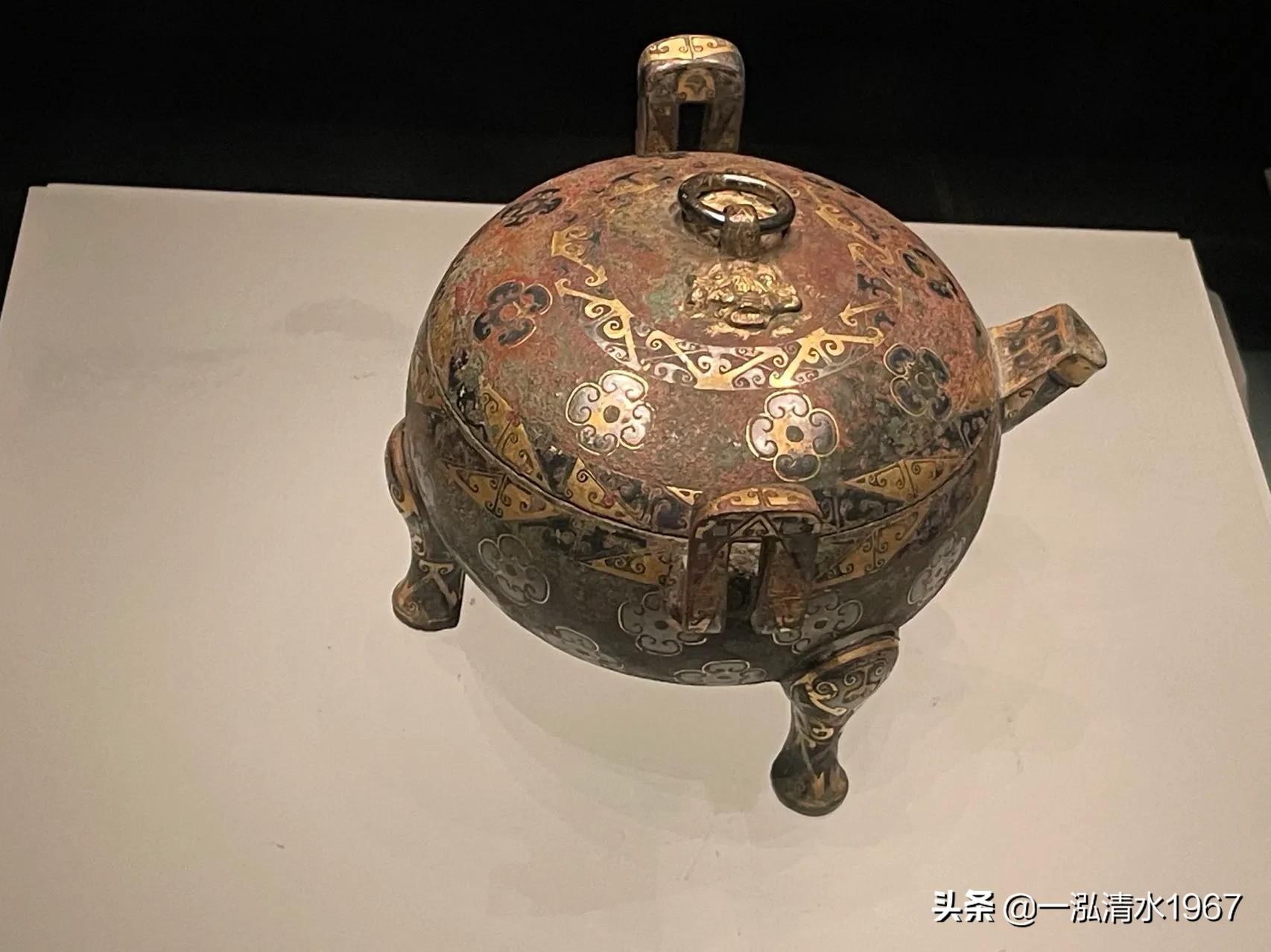 走进洛阳博物馆，一览精美文宝