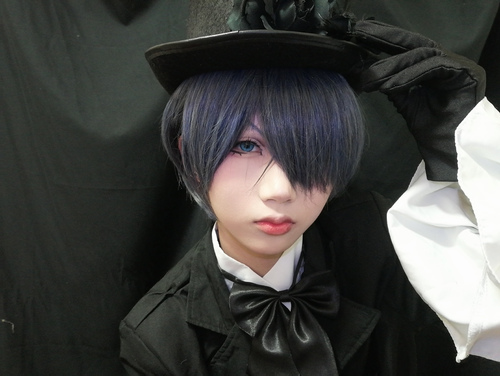 母亲伙同干爹，将女儿包装成*妇情**：一代绝艳妖姬，下场为何这惨？