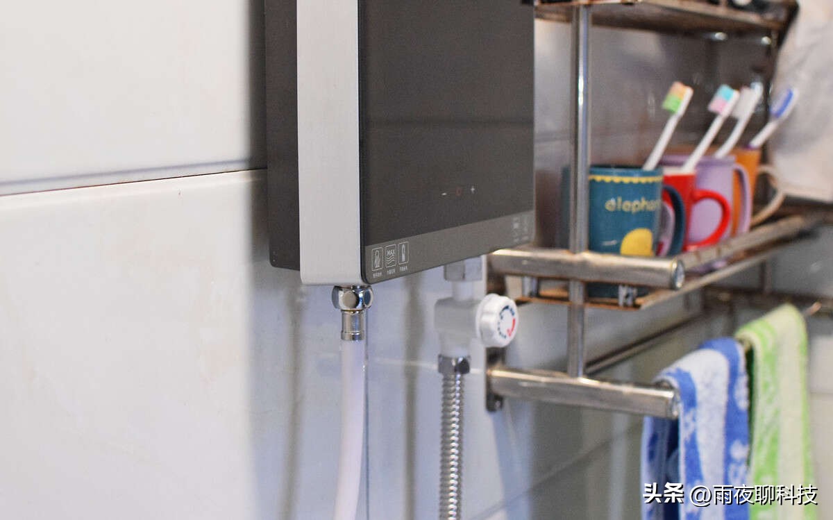 奥特朗otlanf14h-y70a即热式电热水器,奥特朗otlanf16h-z70a即热式电热水器