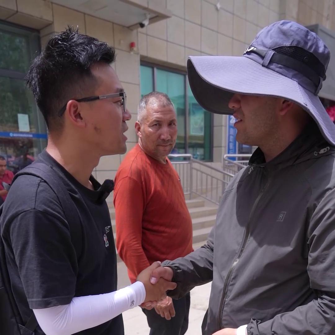 〖NO.239〗收获一枚20克水滴型聚洒金皮黄白种籽料...