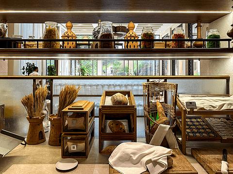 哈伊马角利兹卡尔顿,哈伊马角沙漠丽思卡尔顿酒店