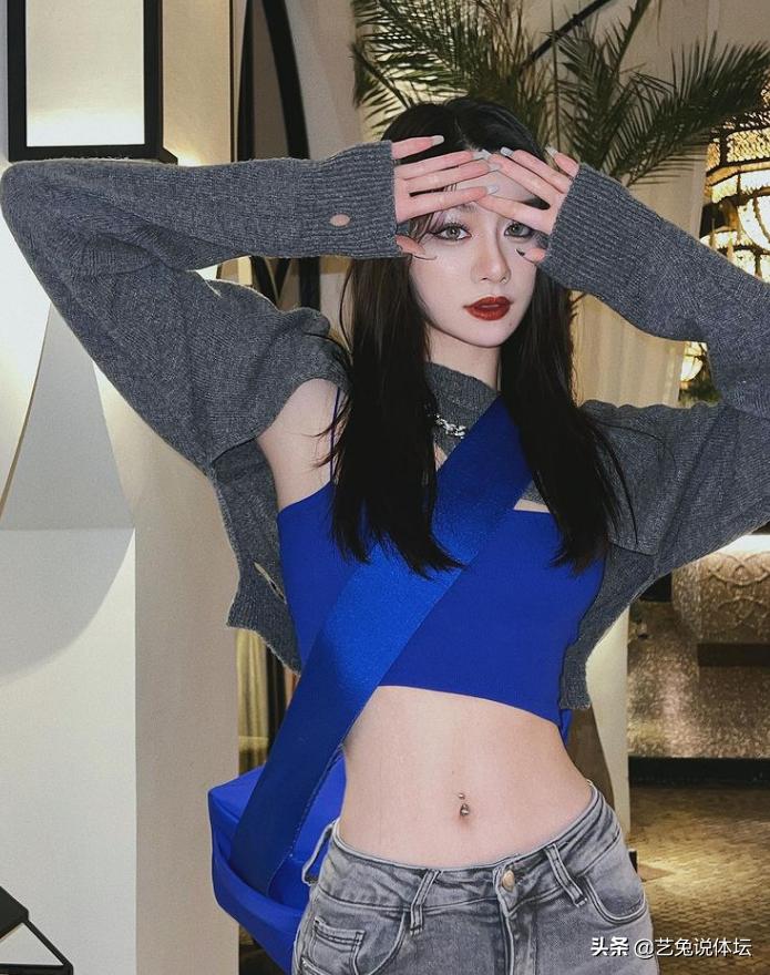 范志毅与36岁妻子,前任国足范志毅