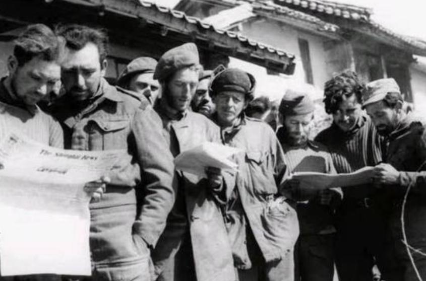 朝鲜战场美国老兵接受采访,外国记者在抗日战争采访中国军人