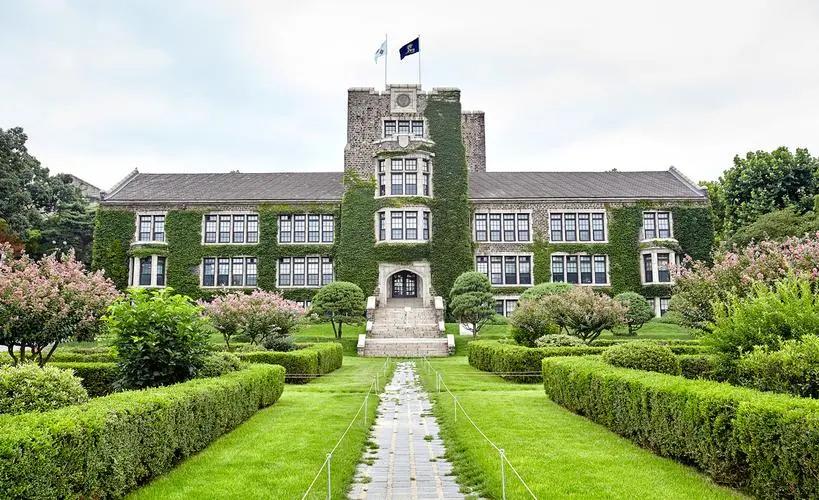 一年留学费用10万以下,一年10万以内留学可以去哪里