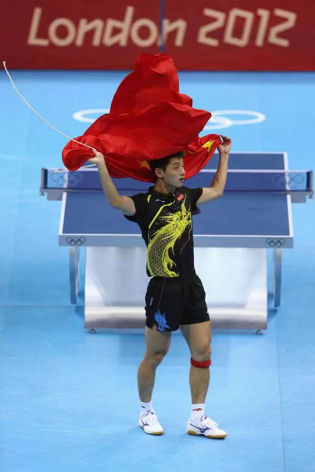 张继科16岁时曾因疑似涉赌被国家队开除，24岁成就史上最快大满贯