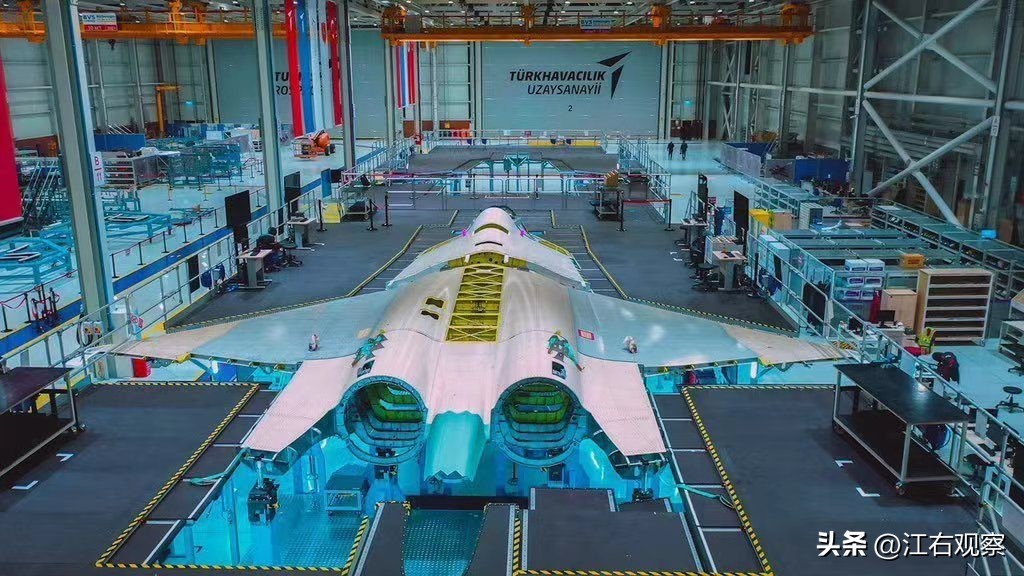 土耳其黑鹰和直20,土耳其国产的山寨黑鹰