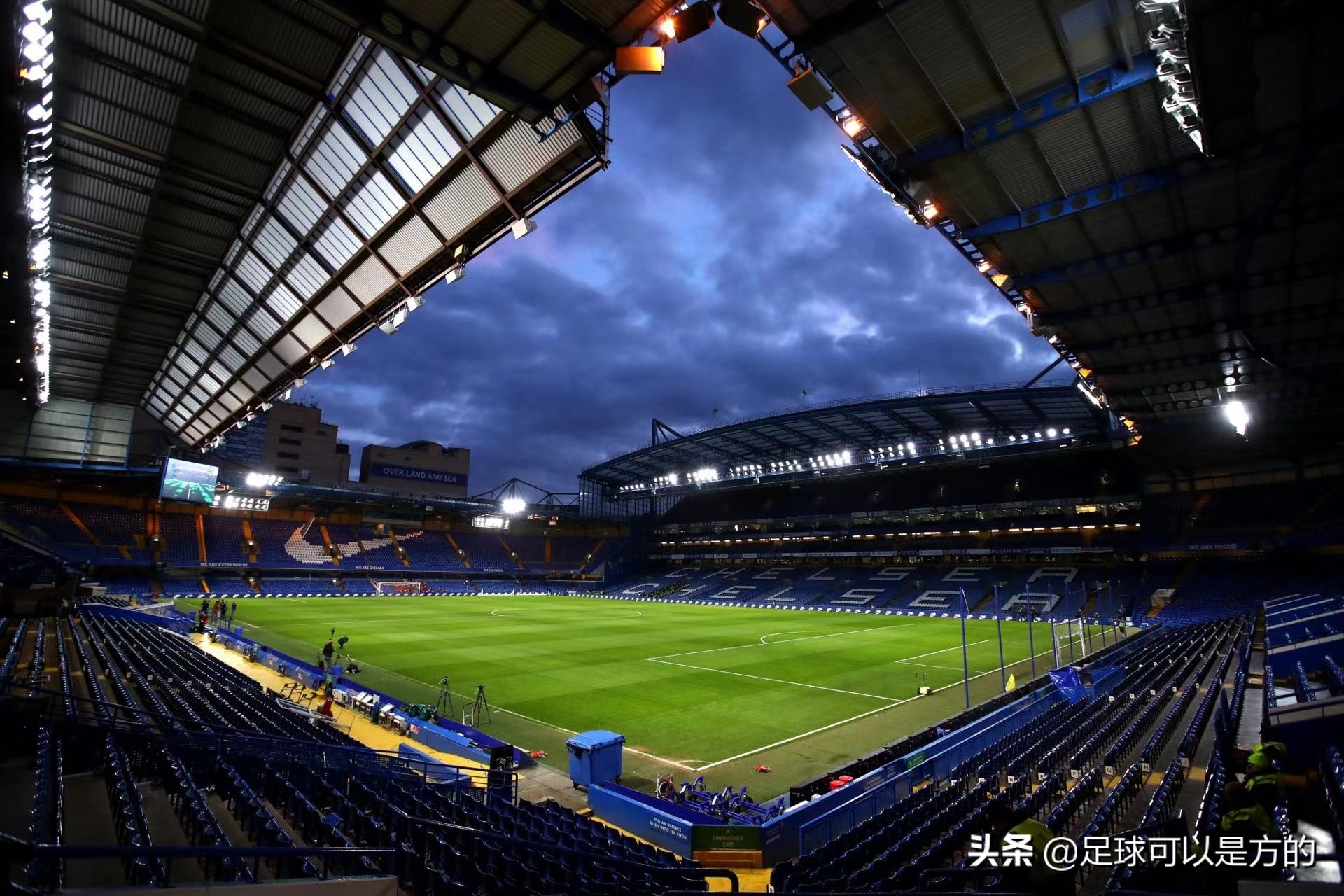 切尔西辉煌时刻,切尔西英超夺冠之路