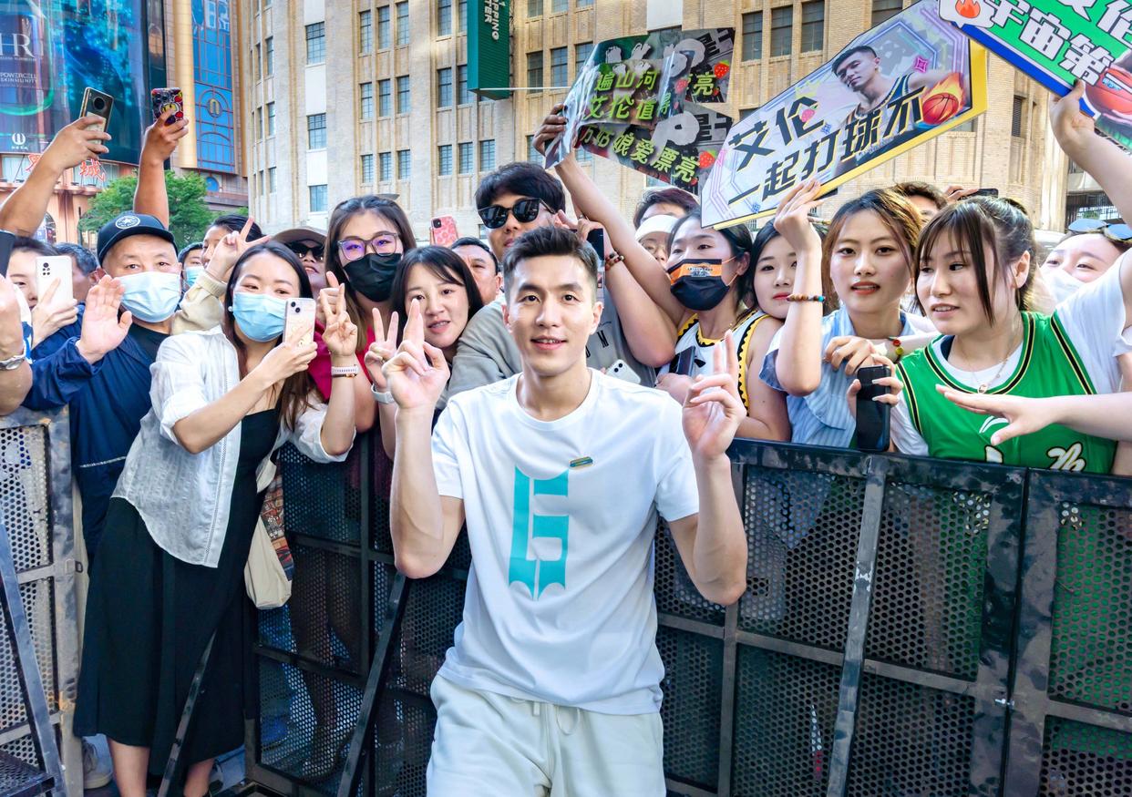 辽篮签了两个外援,辽篮签了哪些外援