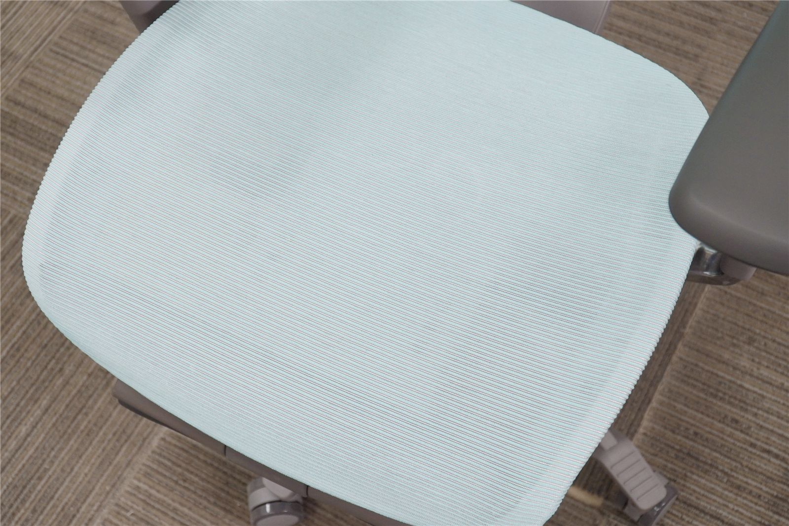 打工人必备办公午休椅,打工人办公室按摩座椅