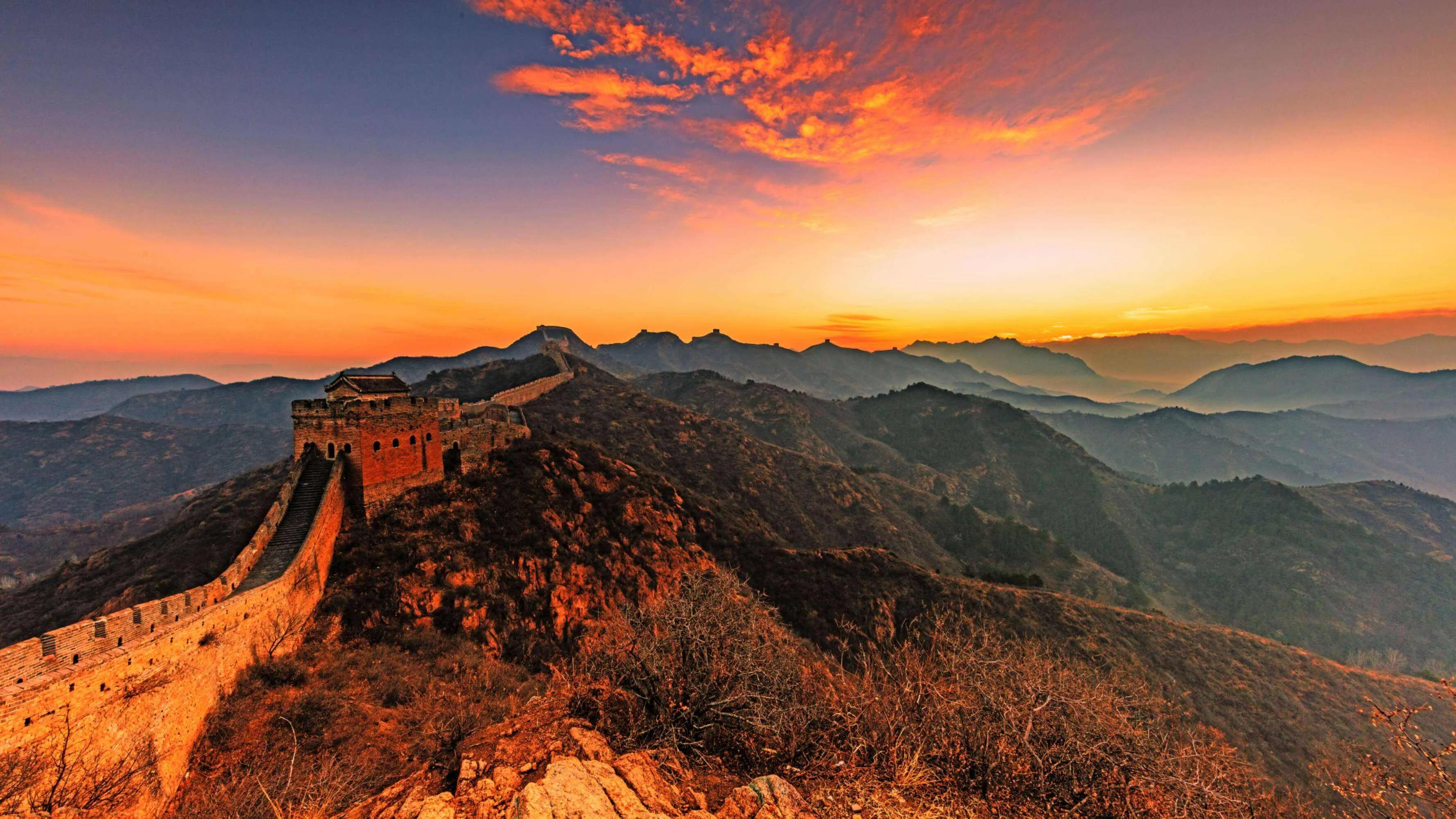 万里长城今犹在不见秦始皇的意思,万里长城今犹在不见秦始皇原句