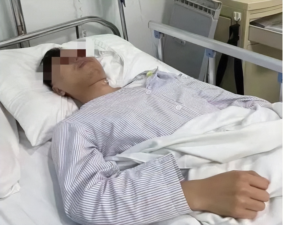 排尿很黄、异味很大？身体向你暗示的这5件事，可能与疾病有关