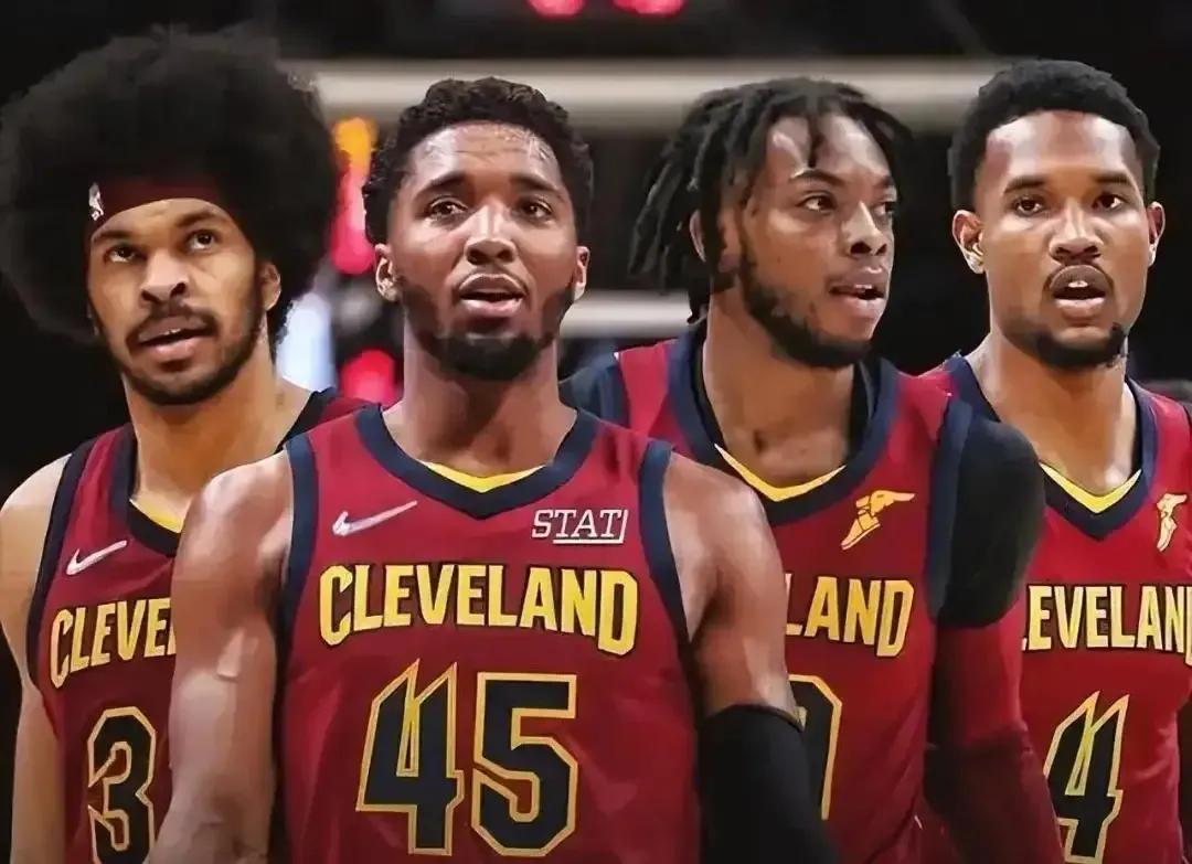 新赛季东契奇表现,东契奇再创奇迹