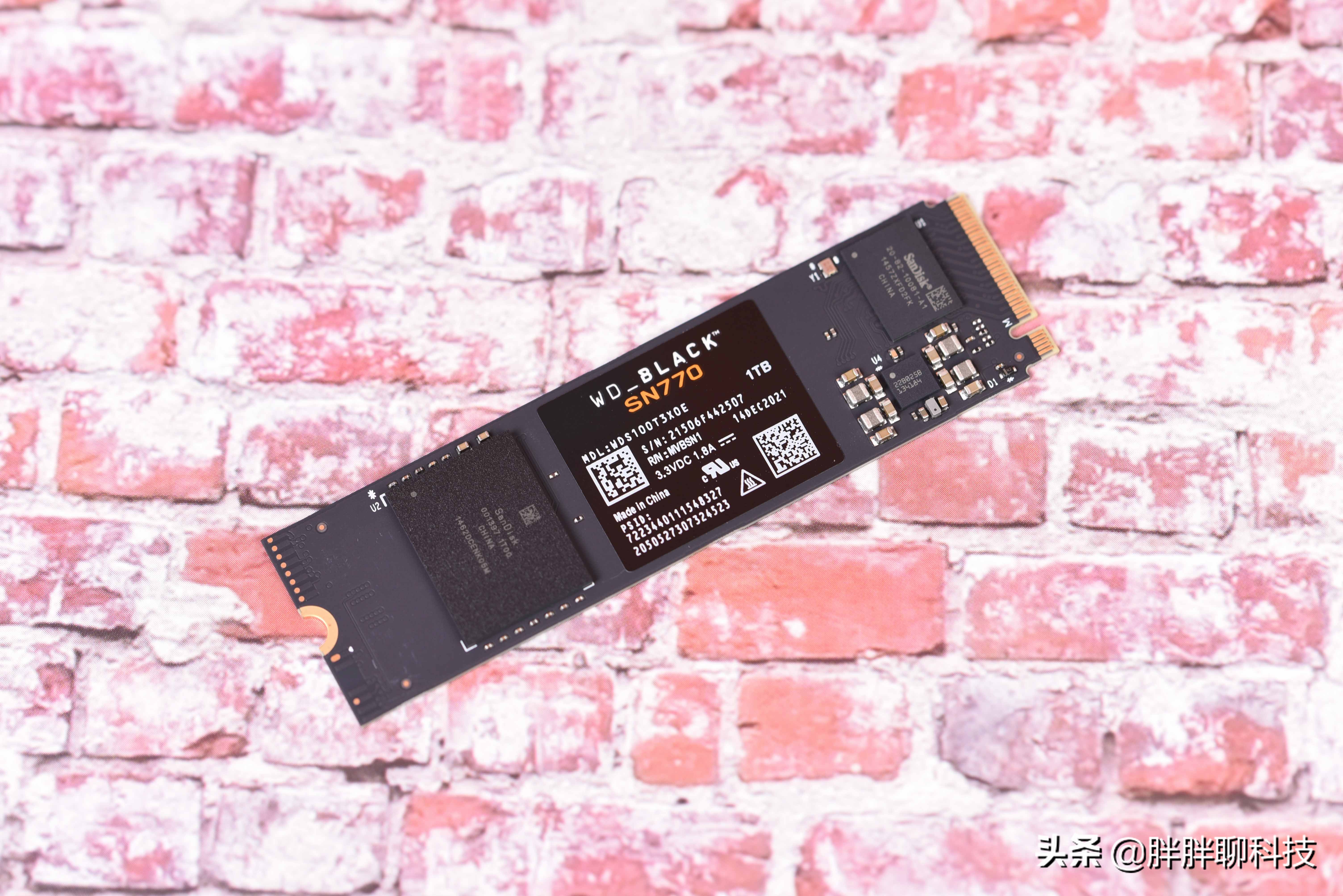 wdblacksn7701tb固态硬盘,西数wdblacksn770和三星