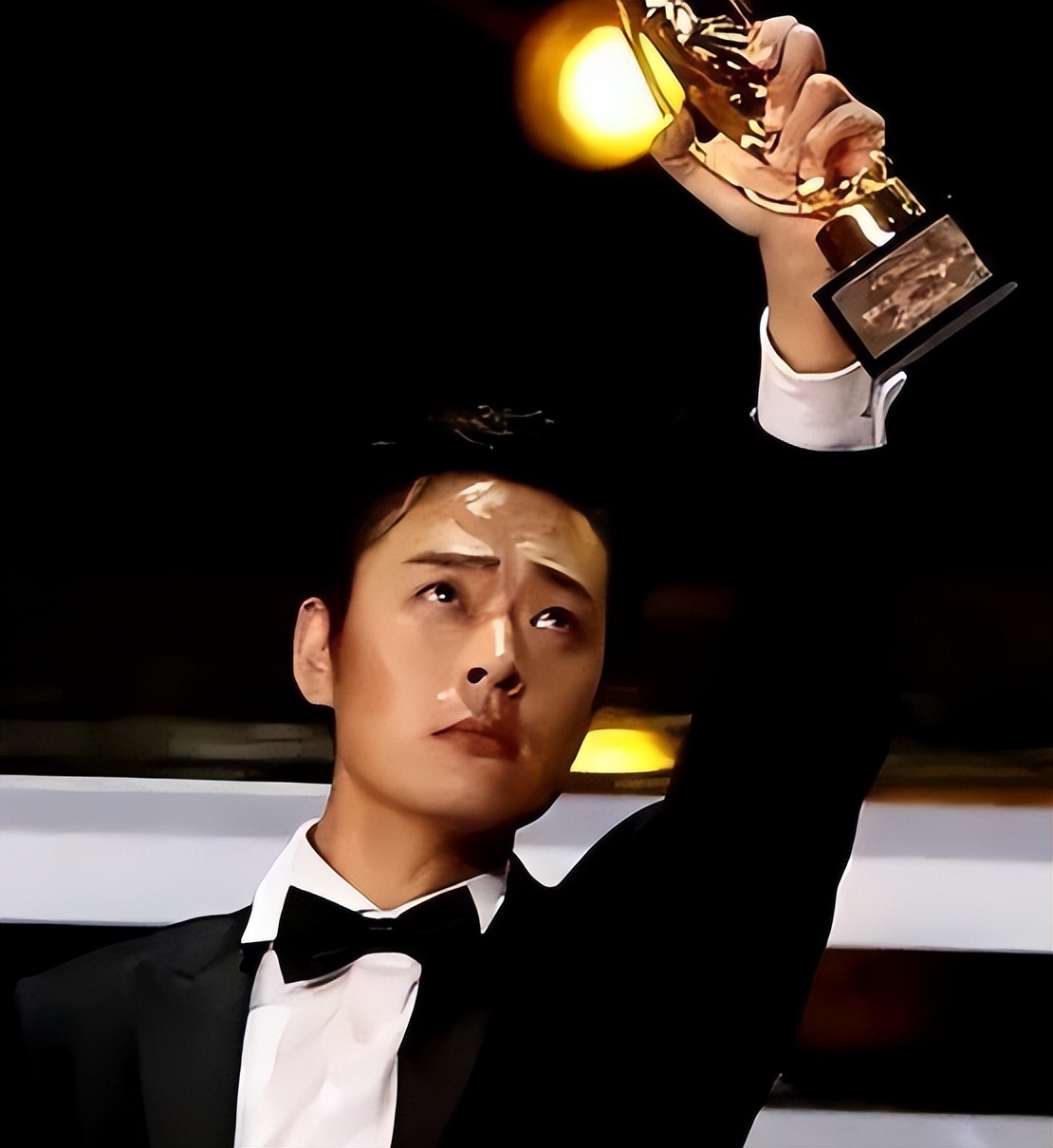 张桐获飞天奖视帝,张桐被评为影帝视频