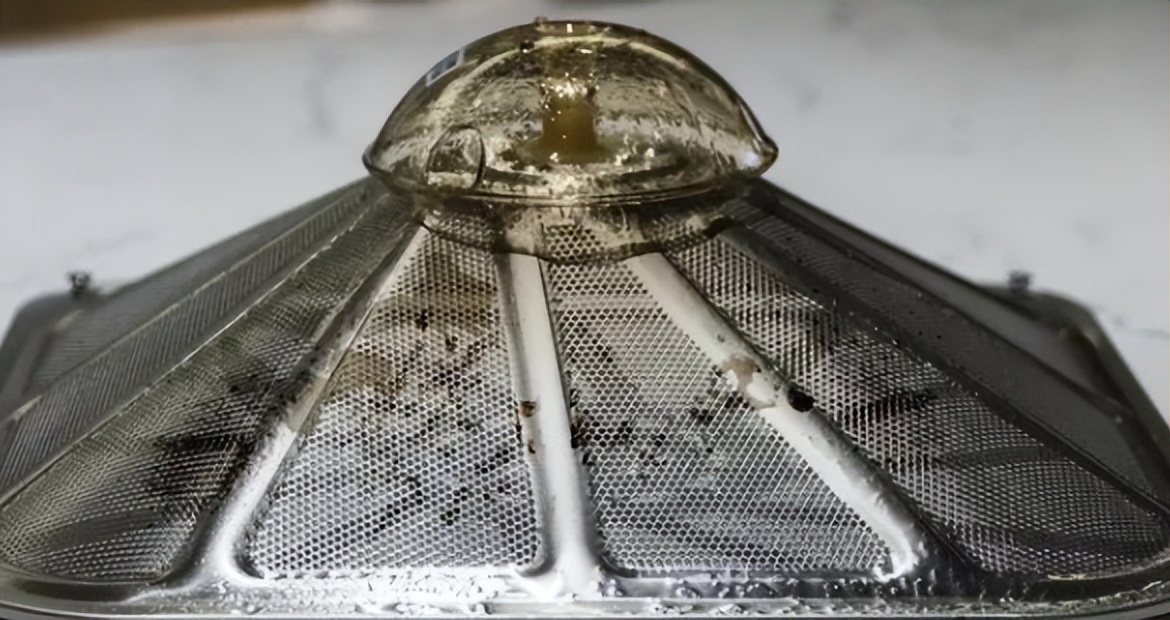 河南发现一户人家厨房，那叫一个先进！拍照给大家瞧瞧，真高级！