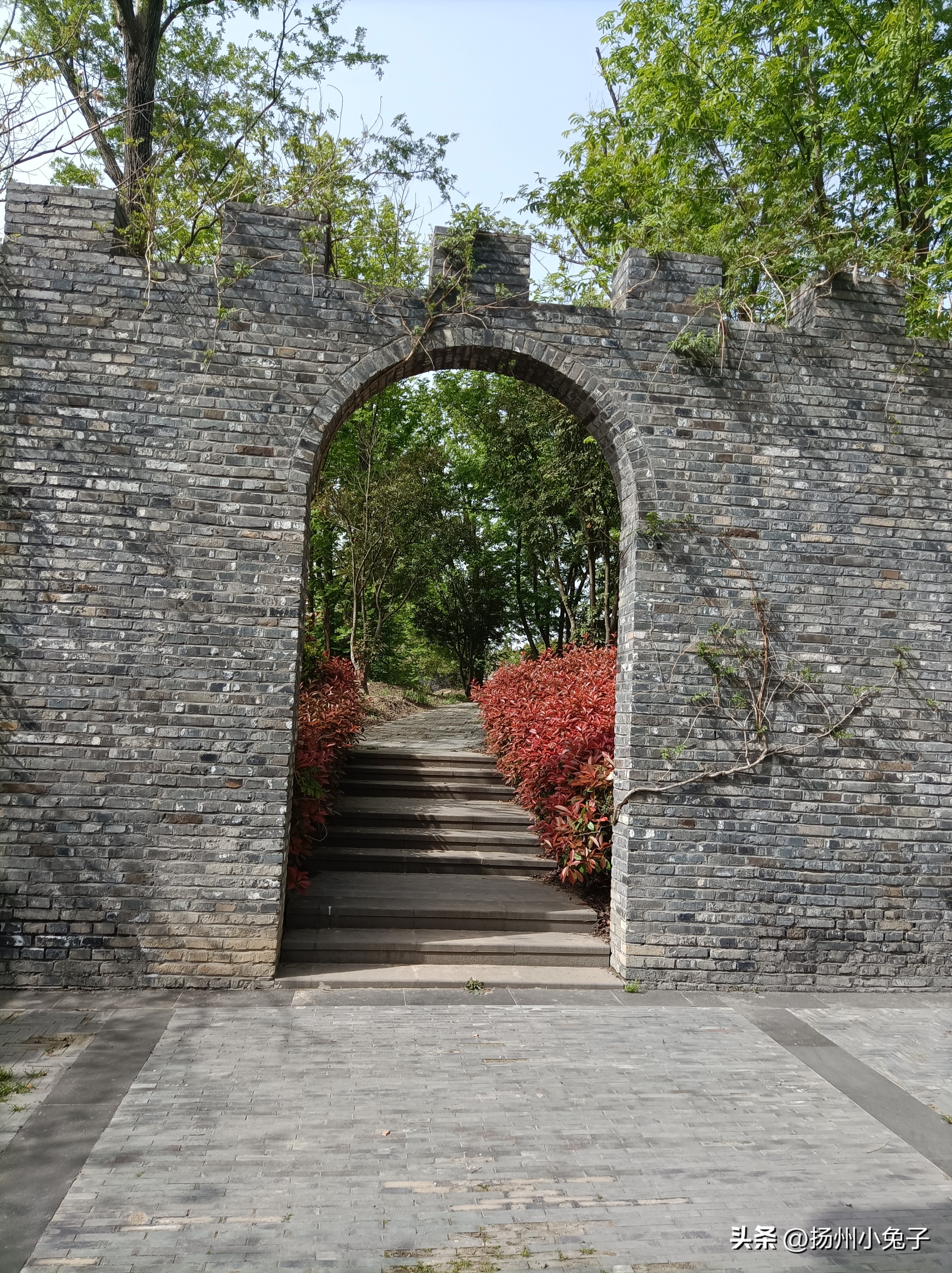 一块好砖的浴火新生之旅,一块石头经过千锤百炼发生蜕变