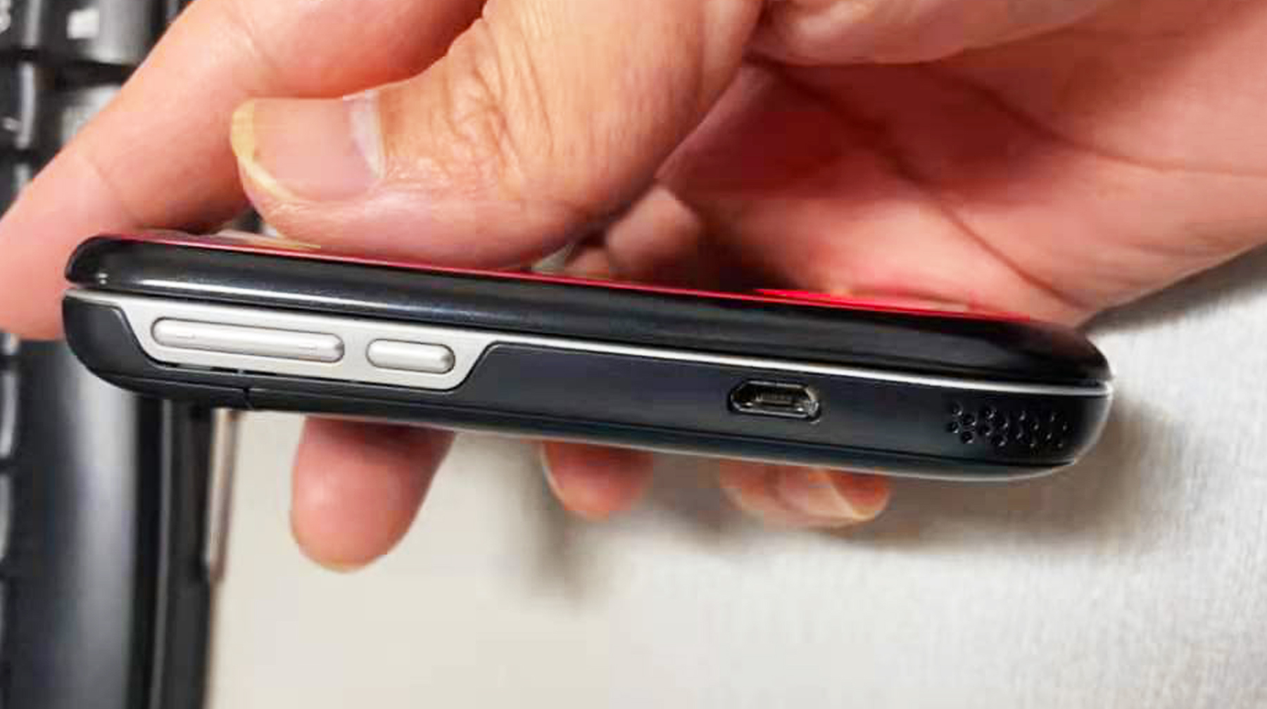 摩托罗拉em35不开机,摩托罗拉EM325