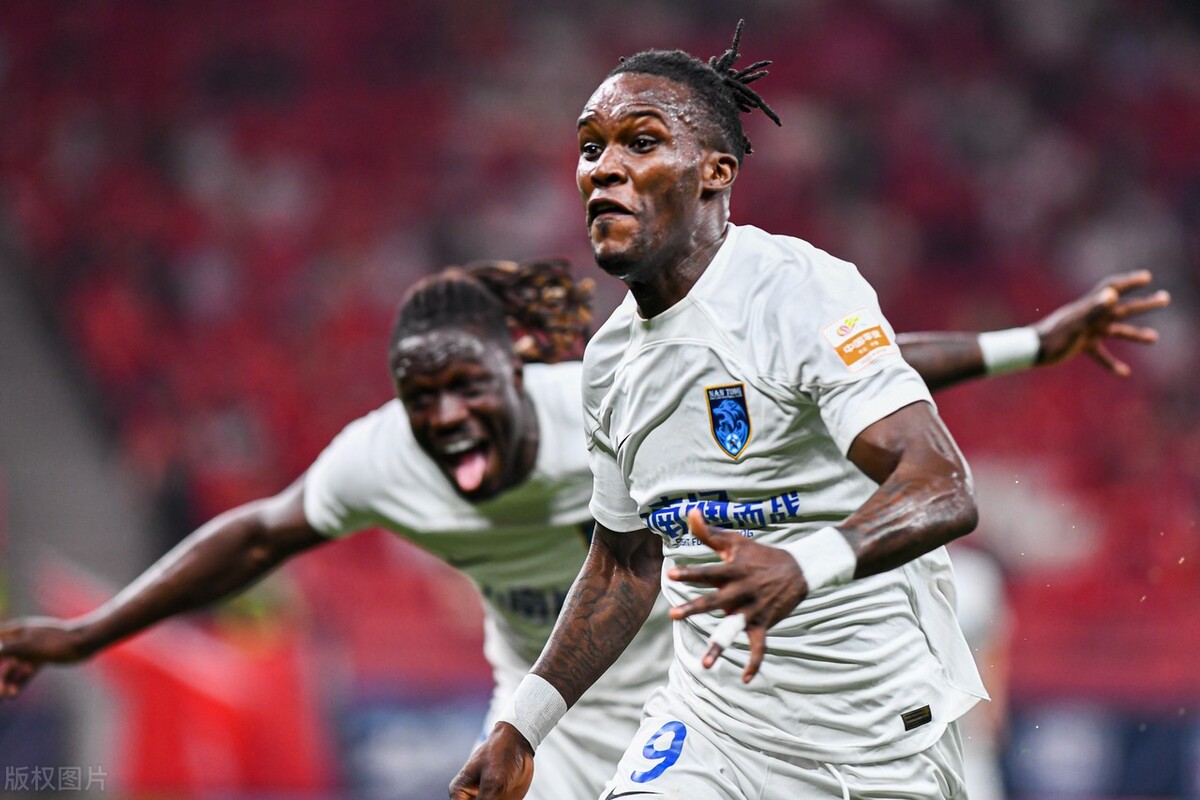 中超上海海港2-1南通支云裁判,中超南通支云2-0青岛西海岸点球