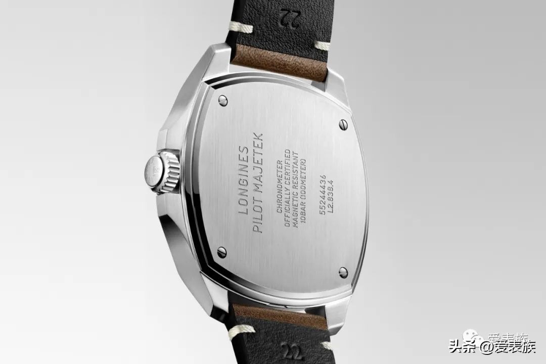 浪琴捷克飞行员1935钢带款,浪琴捷克飞行员1935厚度