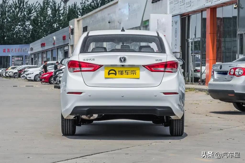 长安悦翔1.4手动豪华版值不值,长安小轿车6万左右的车