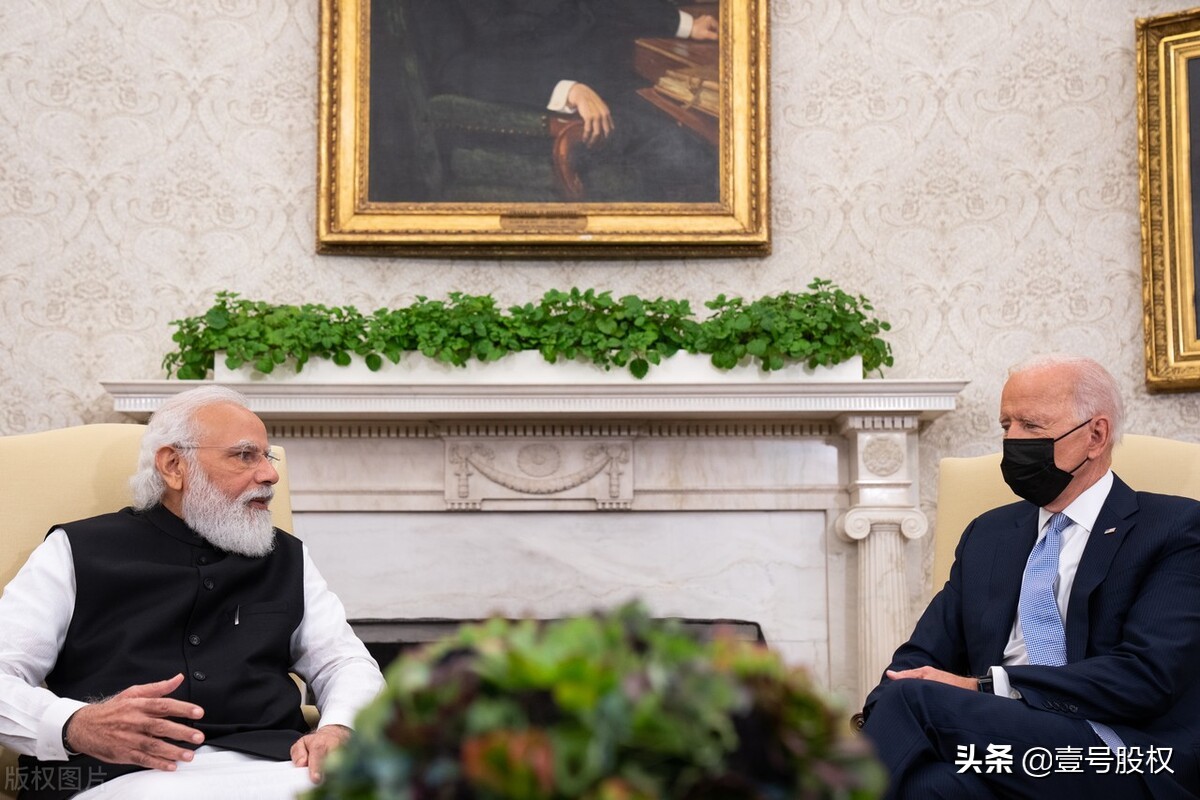 鐩告瘮1990骞村悇鍥絞dp澧為暱,鍗板害gdp鍜屼腑鍥絞dp瀵规瘮2021