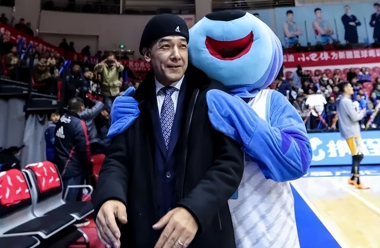 新疆男篮主教练阿的江换成谁,新疆主帅阿的江儿子