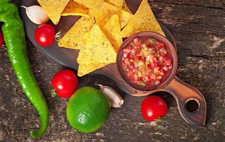 西班牙和墨西哥是一个国家吗,墨西哥是一个怎么样的国家