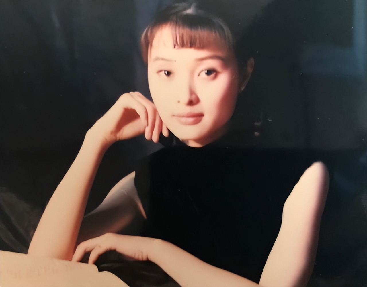 吴越与陈建斌15年的感情,吴越被抛弃而哭的视频