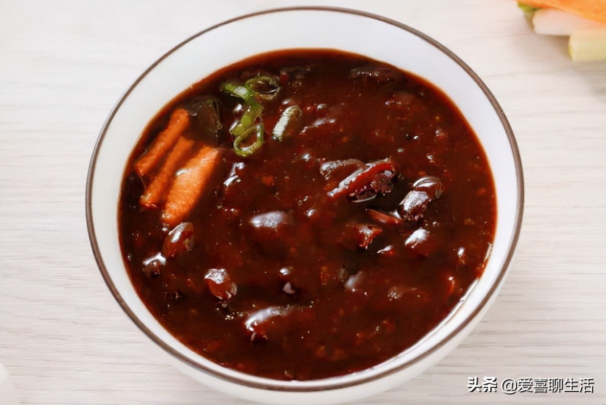 今天腊月初一了，记得3做3吃3禁忌，老传统要牢记，寓意平安顺利