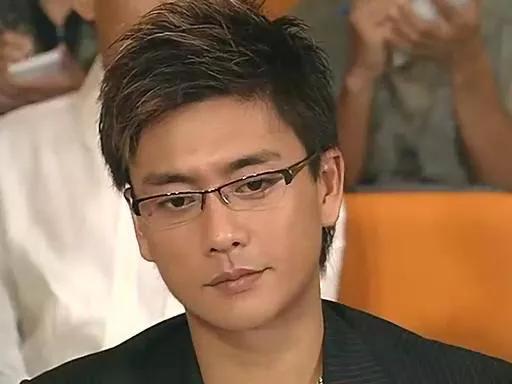 香港电影真的无人可用了?谢霆锋被迫复出,林峯和黄宗泽被迫接班